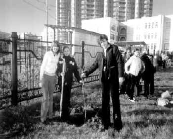 wpe27.jpg (22002 bytes)